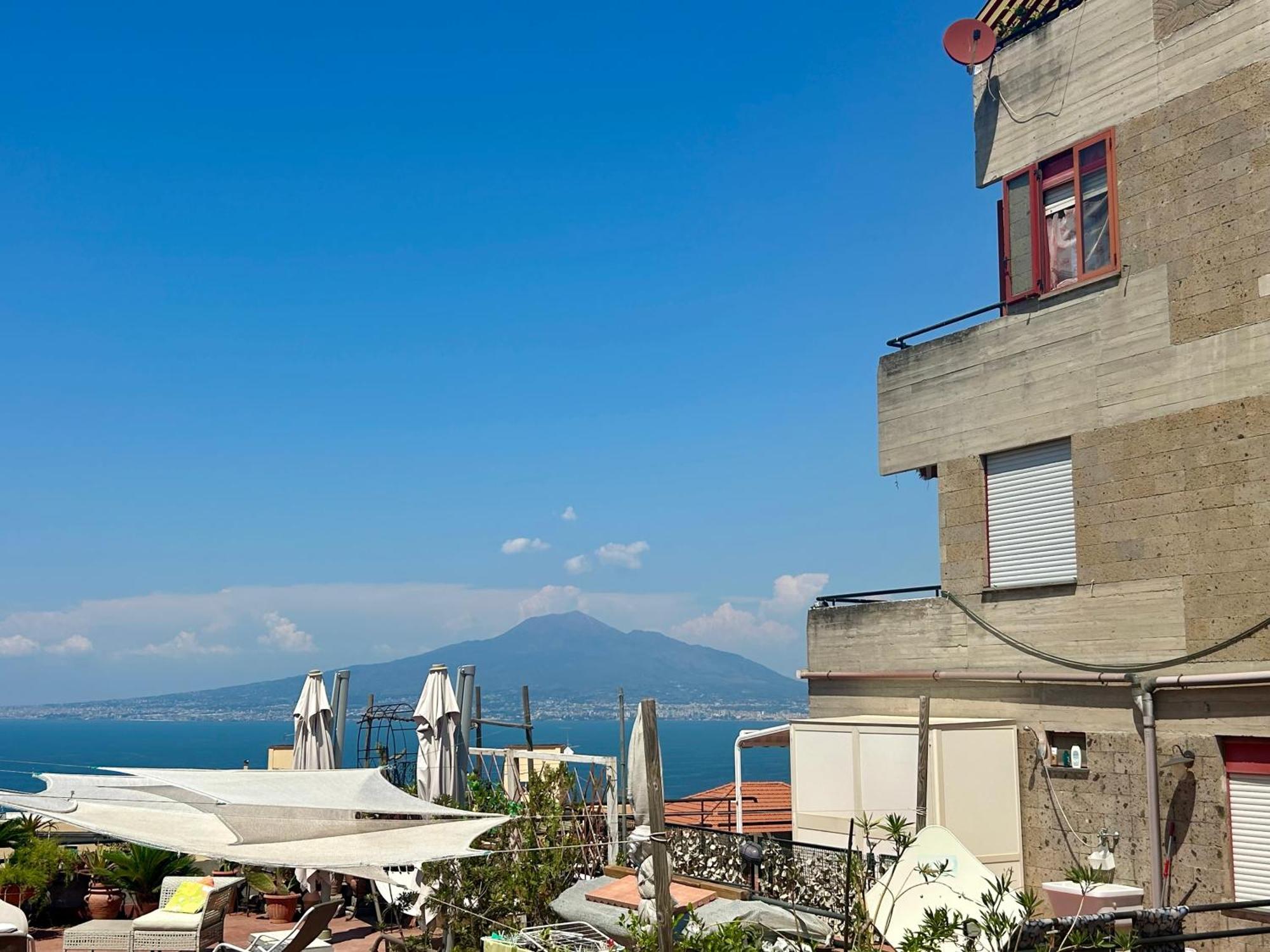 Sweet Home Vico Equense Bagian luar foto